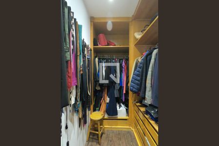 Apartamento à venda com 465m², 4 quartos e 5 vagasCloset