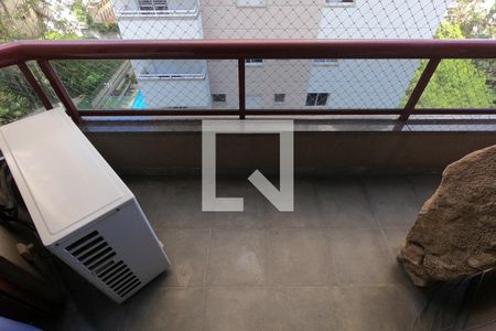 Apartamento à venda com 465m², 4 quartos e 5 vagasSuíte _ Varanda