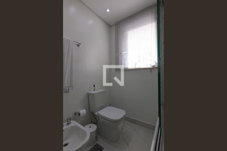 Apartamento à venda com 465m², 4 quartos e 5 vagasBanheiro da Suíte