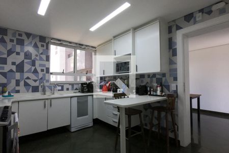 Apartamento à venda com 465m², 4 quartos e 5 vagasCozinha