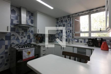 Apartamento à venda com 465m², 4 quartos e 5 vagasCozinha