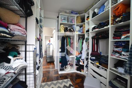 Closet de apartamento à venda com 2 quartos, 80m² em Santana, Porto Alegre