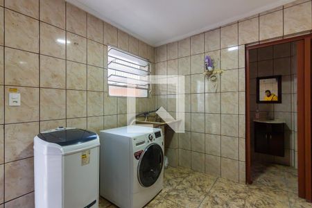 Casa à venda com 192m², 3 quartos e 2 vagas Casa à venda com 192m², 3 quartos e 2 vagasÁrea de Serviço