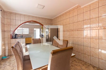 Sala de Estar de casa à venda com 3 quartos, 192m² em Jardim Roberto, Osasco