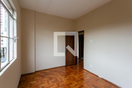 Quarto 2 de apartamento para alugar com 2 quartos, 75m² em Centro, Belo Horizonte