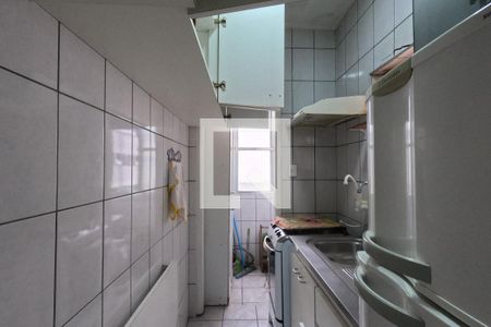 Cozinha de apartamento para alugar com 1 quarto, 45m² em José Menino, Santos