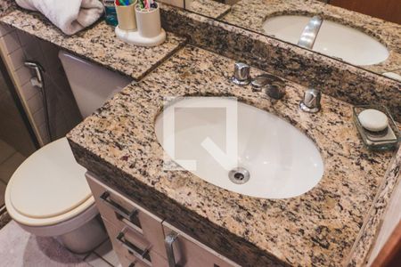 Apartamento para alugar com 81m², 2 quartos e 2 vagas Apartamento para alugar com 81m², 2 quartos e 2 vagasBanheiro da Suíte 1