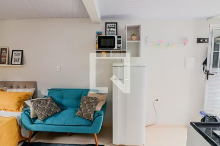 Studio - Quarto / Cozinha de kitnet/studio para alugar com 1 quarto, 22m² em Jardim Ivana, São Paulo