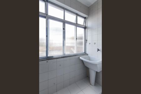 Área de serviço de apartamento para alugar com 2 quartos, 77m² em São João, Porto Alegre