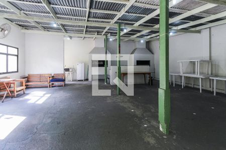 Área comum - Churrasqueira de apartamento para alugar com 2 quartos, 77m² em São João, Porto Alegre