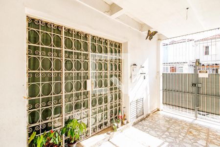 Casa à venda com 115m², 2 quartos e 1 vaga Casa à venda com 115m², 2 quartos e 1 vagaGaragem