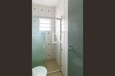 Banheiro de casa para alugar com 1 quarto, 50m² em Vila Santo Antônio, Ferraz de Vasconcelos