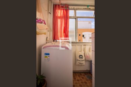 Apartamento para alugar com 57m², 2 quartos e sem vagaCozinha e Área de Serviço