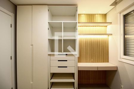 Apartamento à venda com 78m², 3 quartos e 1 vagaQuarto 2