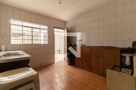 Cozinha da Casa 1 de casa à venda com 5 quartos, 236m² em Parque Bristol, São Paulo