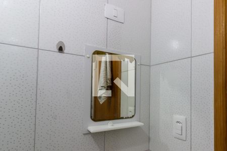 Apartamento para alugar com 76m², 2 quartos e 1 vagaDetalhe do banheiro social