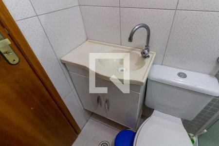 Apartamento para alugar com 76m², 2 quartos e 1 vagaDetalhe do banheiro da suíte