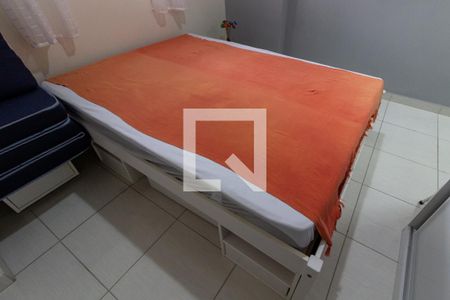 Apartamento para alugar com 76m², 2 quartos e 1 vagaDetalhe da suíte