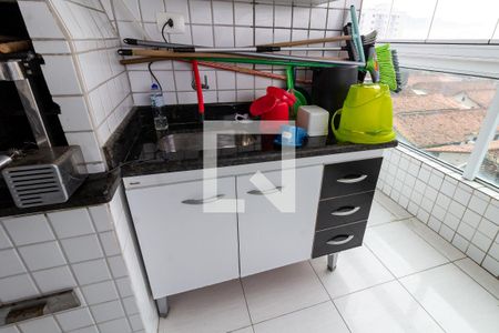 Detalhe da varanda de apartamento para alugar com 2 quartos, 76m² em Vila Caiçara, Praia Grande