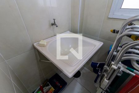 Apartamento para alugar com 76m², 2 quartos e 1 vagaDetalhe da área de serviço