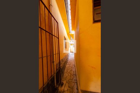 Casa à venda com 460m², 2 quartos e 2 vagas Casa à venda com 460m², 2 quartos e 2 vagasBarracão 1