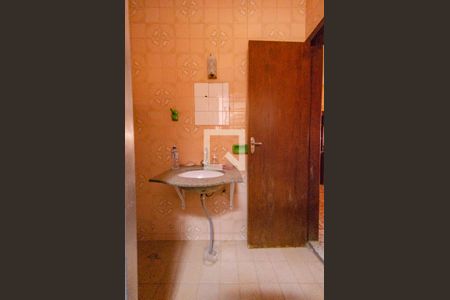 Casa à venda com 460m², 2 quartos e 2 vagas Casa à venda com 460m², 2 quartos e 2 vagasBanheiro