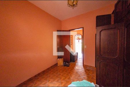 Casa à venda com 460m², 2 quartos e 2 vagas Casa à venda com 460m², 2 quartos e 2 vagasQuarto