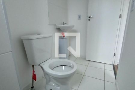 Banheiro de apartamento à venda com 1 quarto, 43m² em Vila Ré, São Paulo
