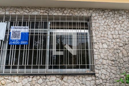 Casa à venda com 236m², 6 quartos e sem vagaplaquinhas