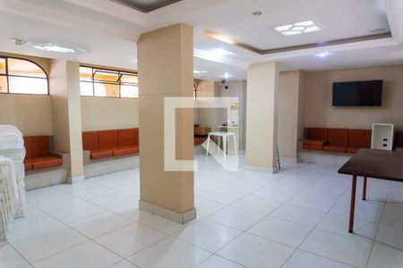 Apartamento à venda com 64m², 2 quartos e sem vagaÁrea comum - Salão de festas