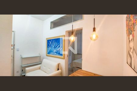 Sala de kitnet/studio para alugar com 1 quarto, 27m² em Flamengo, Rio de Janeiro