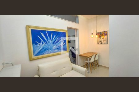 Sala de kitnet/studio para alugar com 1 quarto, 27m² em Flamengo, Rio de Janeiro