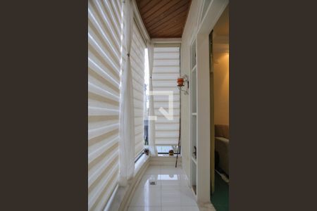 Sacada de casa para alugar com 5 quartos, 340m² em Boqueirão, Santos