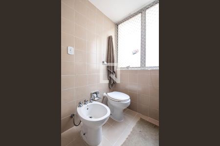 Apartamento à venda com 122m², 3 quartos e 1 vagaSuíte - Banheiro