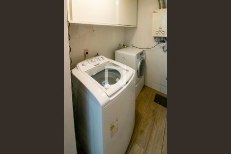 Casa à venda com 250m², 4 quartos e 2 vagasÁrea de Serviço