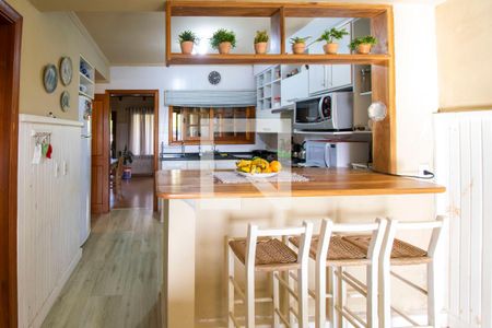 Casa à venda com 250m², 4 quartos e 2 vagasCozinha