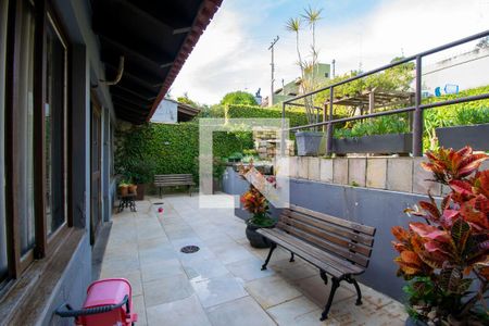 Casa à venda com 250m², 4 quartos e 2 vagasQuintal