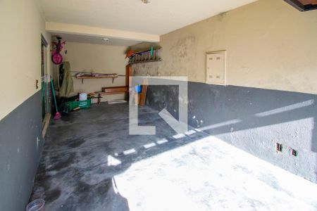 Casa à venda com 250m², 4 quartos e 2 vagasGaragem