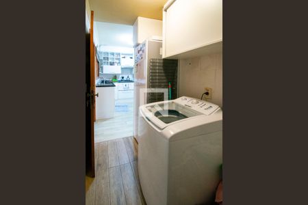 Casa à venda com 250m², 4 quartos e 2 vagasÁrea de Serviço