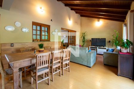 Casa à venda com 250m², 4 quartos e 2 vagasEspaço Gourmet