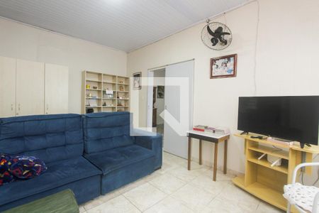 Sala de casa à venda com 2 quartos, 450m² em Sarandi, Porto Alegre