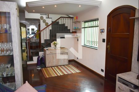 Casa à venda com 4 quartos, 180m² em Jardim Guanca, São Paulo