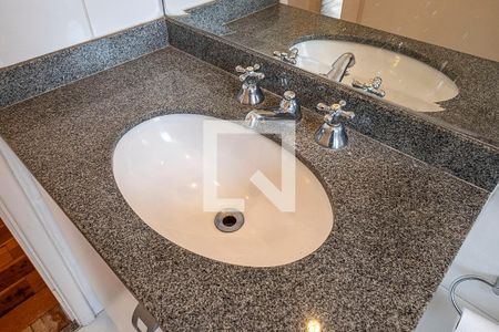 Apartamento à venda com 93m², 3 quartos e 2 vagas Apartamento à venda com 93m², 3 quartos e 2 vagasBanheiro Social