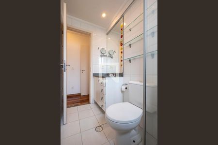 Apartamento à venda com 93m², 3 quartos e 2 vagas Apartamento à venda com 93m², 3 quartos e 2 vagasBanheiro Social