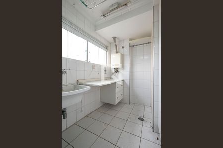Apartamento à venda com 93m², 3 quartos e 2 vagas Apartamento à venda com 93m², 3 quartos e 2 vagasÁrea de Serviço