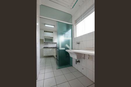 Apartamento à venda com 93m², 3 quartos e 2 vagas Apartamento à venda com 93m², 3 quartos e 2 vagasÁrea de Serviço