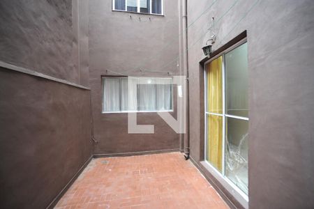 Apartamento à venda com 54m², 1 quarto e sem vagaQuintal