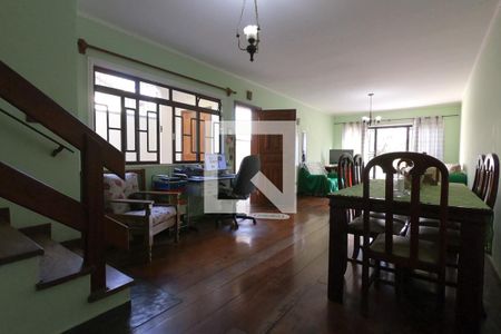 Sala de casa à venda com 3 quartos, 197m² em Jardim Namba, São Paulo