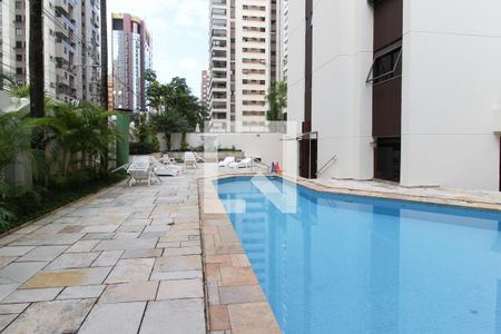 Apartamento à venda com 42m², 1 quarto e 1 vaga Apartamento à venda com 42m², 1 quarto e 1 vagaÁrea comum - Piscina