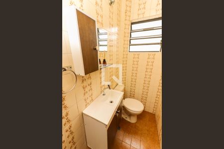 Lavabo  de casa para alugar com 3 quartos, 200m² em Vila Butantã, São Paulo
